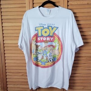 Disney Pixar Toy Story Buzz Woody Jessie Aliens White Graphic  TShirt Womens 2XL